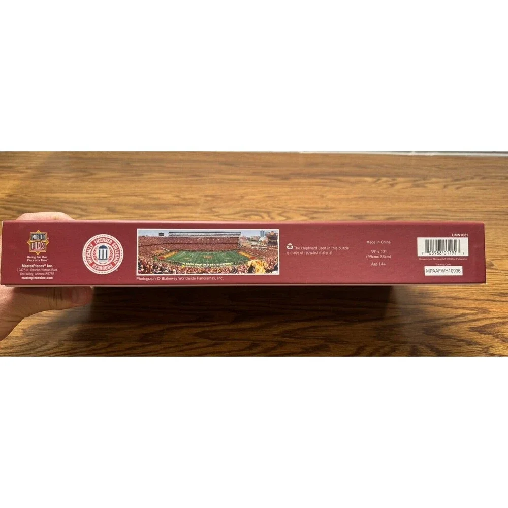 Master Pieces University Of Minnesota , TCF Bank Stadium 1000 Panoramic Puzzle‎